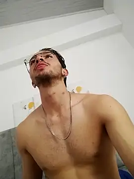 Kendy_Lians Adlı Modelin Canlı XXX Sohbeti