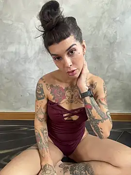 Nikatsu élő XXX-chatje