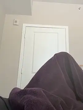 makeherfeelg Show in webcam