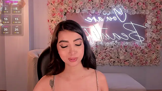 Chatroom XXX en direct de ValeriaVelvet