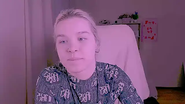 Hot_Blonda লাইভ XXX চ্যাট