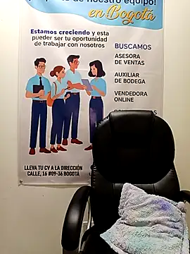 MAYE__13のライブXXXチャット