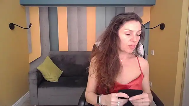 EllaLong Live XXX Chat