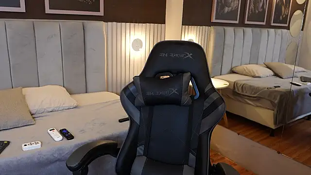 Chatroom XXX en direct de Ethan_occonor