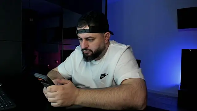 Živý XXX chat DravenPeak