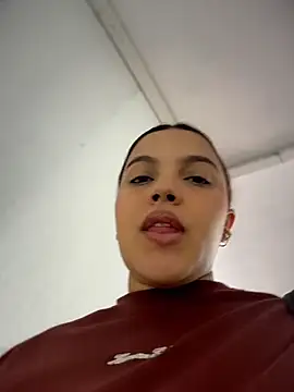 Chat +18 de Colibri_xxx ao vivo