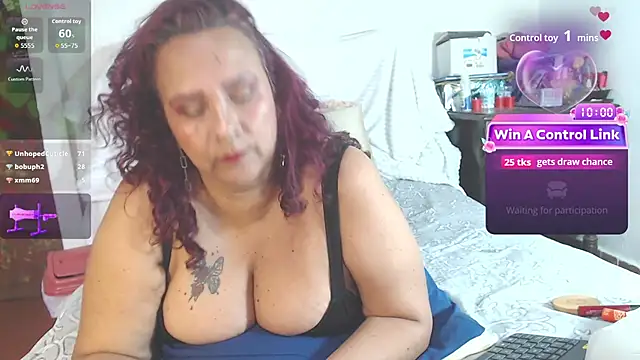 XXX chat uživo modela BiirdyDavis