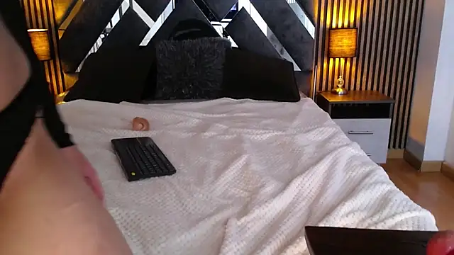 Amy_channeln Live XXX chat