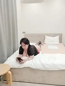 SalientCleanのライブXXXチャット