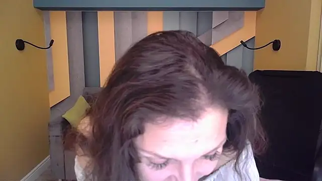 EllaLongのライブXXXチャット