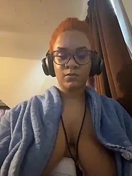 Chat XXX en directo de nickytheehawtie