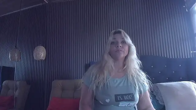 Chatroom XXX en direct de MalorySweet