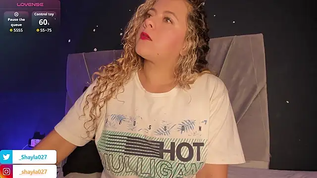 Shayla27's Live XXX Chat