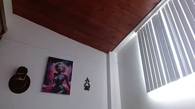 Crystal_Star_'s Live XXX Chat