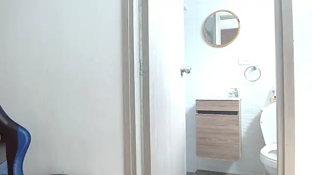 AliceSmity_'s Live XXX Chat