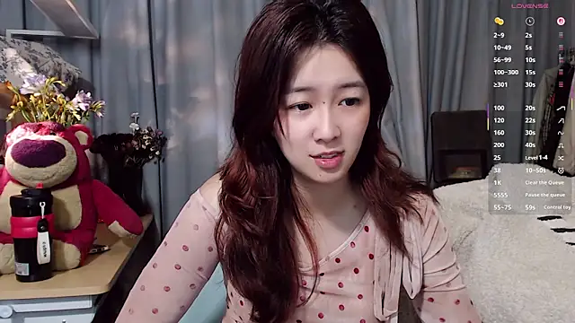 XueLi1902のライブXXXチャット