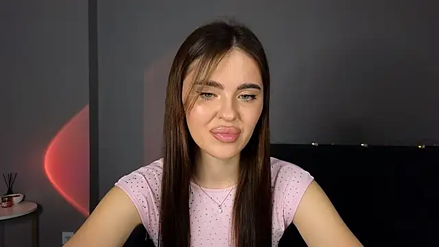 SheilaHigh 即時 XXX 聊天