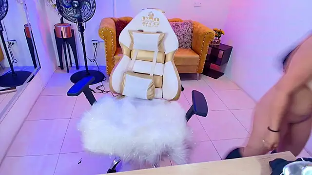 Kitty__meow's Live XXX Chat