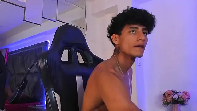 MaxiimoRomano_: вебкам-шоу