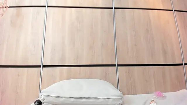 Czat XXX na żywo – ikia_lopez_