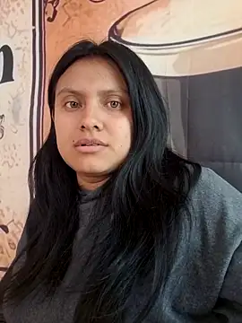 lana_love69 Show in webcam