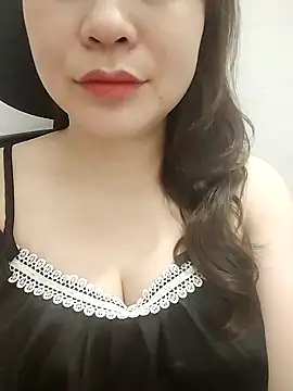 Chat XXX en directo de Cogai-nhutnhat