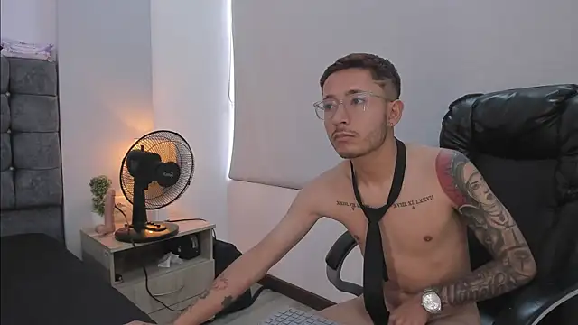 Czat XXX na żywo – Maily_Parker