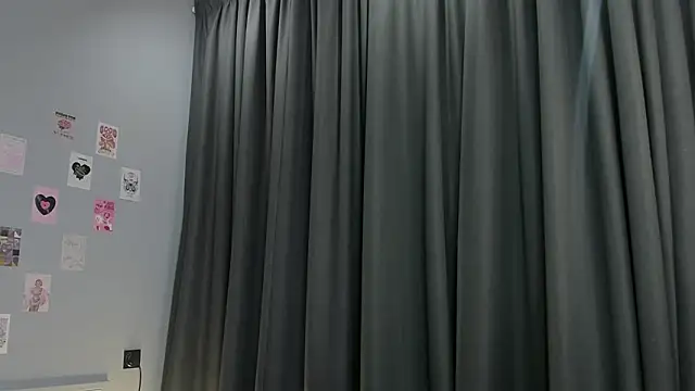 Chat XXX ao vivo de JanuaryElwell