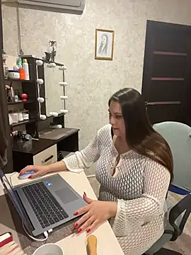 AgathaMyers Chat XXX in diretta