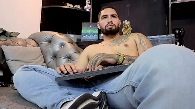 matteosantos' Webcam Show