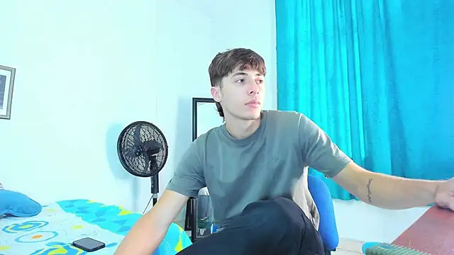 AlessandroDybala Pertunjukan Webcam