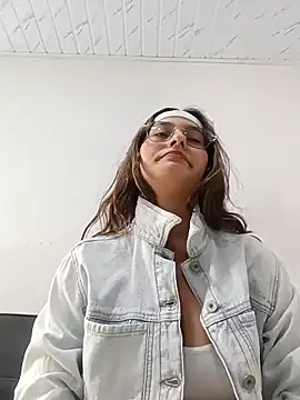 Ary-18 现场XXX聊天