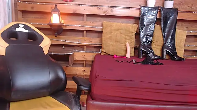 vayolettatto_bigass Adlı Modelin Web Kamerası Şovu