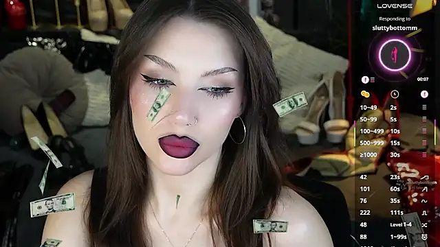 MistressDarsy's Webcam Show