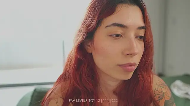 dearnina_'s Live XXX Chat