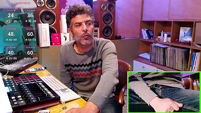 Omar_Grey Live XXX-Chat