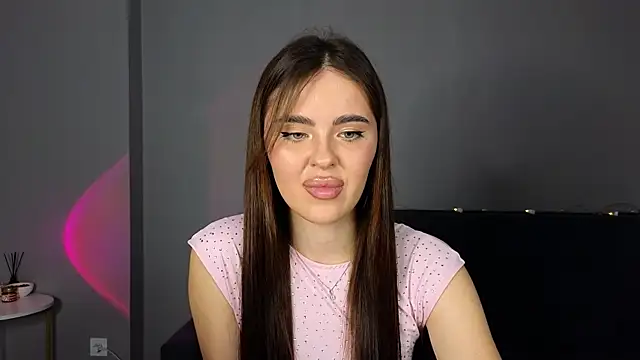 SheilaHigh's Live XXX Chat