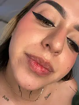 CarolQueen1_ 现场XXX聊天