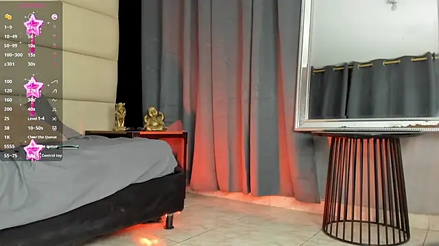 Thomzeus: онлайн-секс-чат