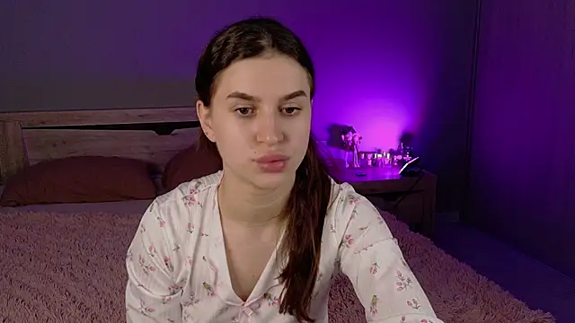 _HotBella_ – Live XXX-chat