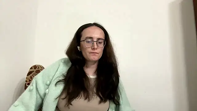 SofiaTease Adlı Modelin Canlı XXX Sohbeti