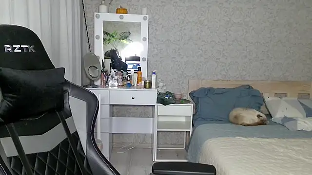 Owly_NZ's Live XXX Chat