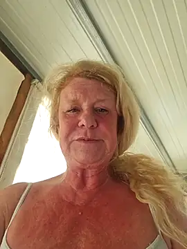 Chat +18 de THESensualhorny ao vivo