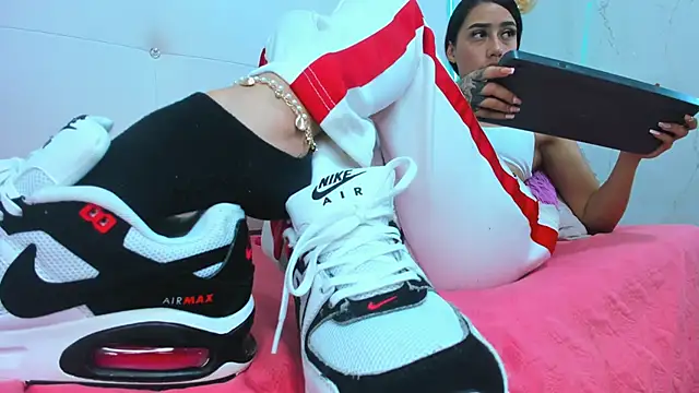 Little_Jenni Live XXX-Chat