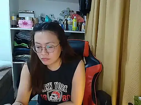 crizzybel's Webcam Show