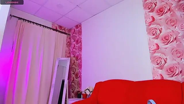 แชท XXX สดของ MonaSteele