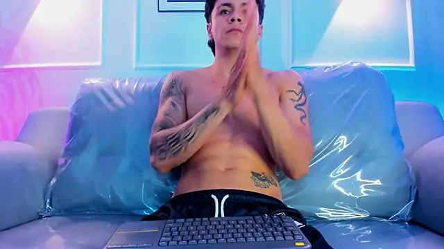 Leo_santoro's Live XXX Chat