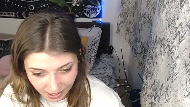 แชท XXX สดของ AlienforTwenty