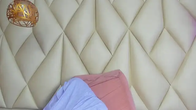 Chatroom XXX en direct de LunaCrop