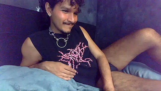 die_mond's Live XXX Chat